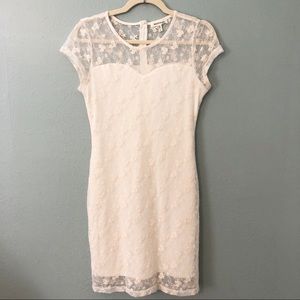 Monteau Lace Dress